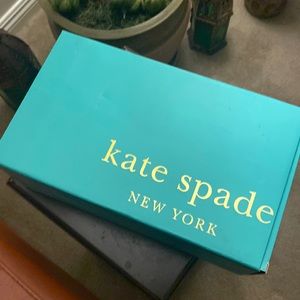 Kate Spade
new york Set of 2 Darling Point Toasting Flutes